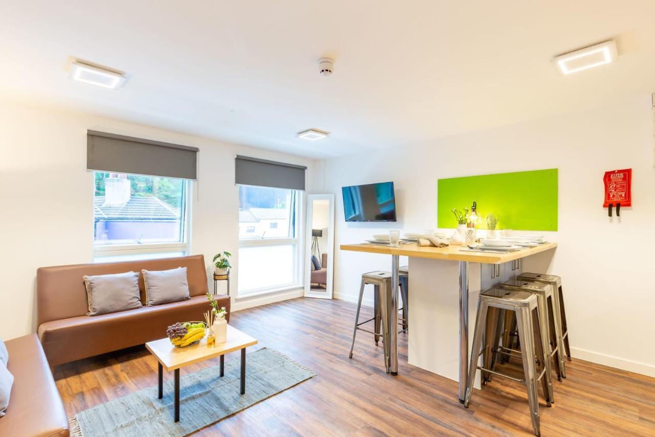 Ensuite Bedrooms With Shared Kitchen At Hollingbury House In Brighton Bagian luar foto